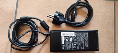 Netzteil Compaq Laptop 18,5V 4,9A 90W - Bild 1 von 3