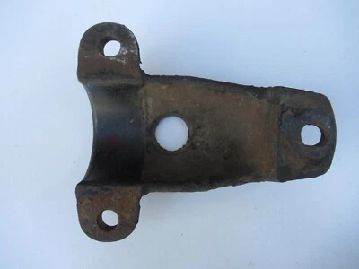 Porsche 911 Front Lower Control Arm Mounting Bracket  901 341 151 02 Foto 1 de 3