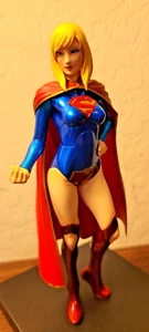 KOTOBUKIYA SUPERGIRL ARTFX+ STATUE DC COMICS 1:10 SCALE - Picture 1 of 15