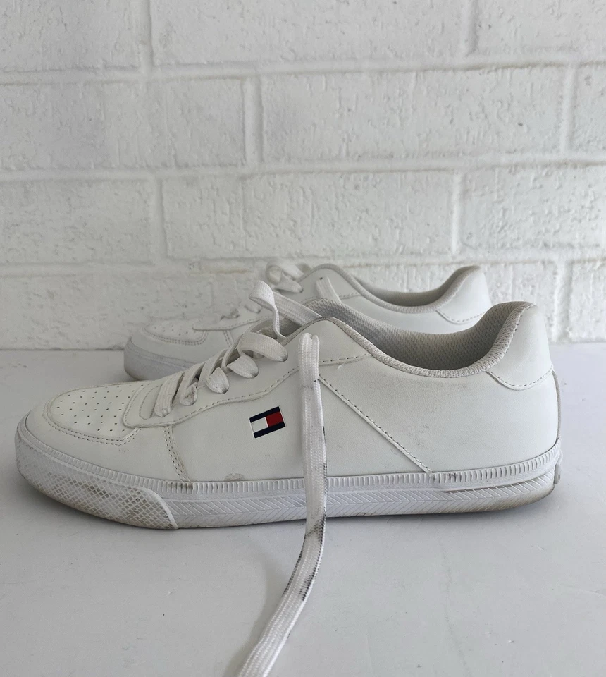 Tommy Hilfiger Mujer 7.5 Blanco Zapatillas bajas Zapatos Informales TWLELIN-R Sin Caja Foto 1 de 4