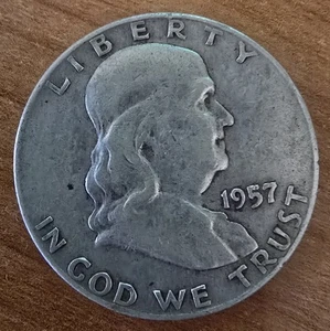 1957-D US Franklin 90% Silver Half Dollar Coin - Picture 1 of 2