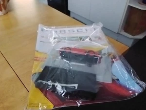 DeAGOSTINI PORSCHE COLLECTION ISSUE 23 PORSCHE 911 CARRERA SPEEDSTER 1:43 - Picture 1 of 2