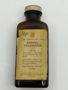 DIETHYL-STILBESTROL TABLETTEN BERNSTEINFARBEN LEER GLASFLASCHE NELSON BAKER & COMPANY NY - Bild 1 von 10