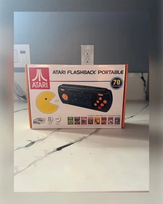 Juego electrónico portátil portátil portátil Atari Flashback con 70 juegos AP3228 Foto 1 de 4
