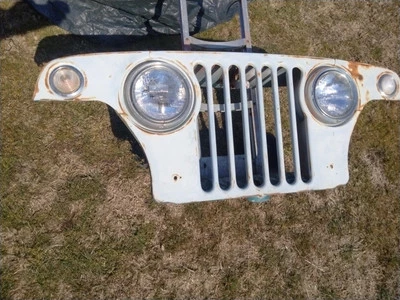 Rejilla delantera para camioneta Jeep Jeepster Commando 66-71  Foto 1 de 4