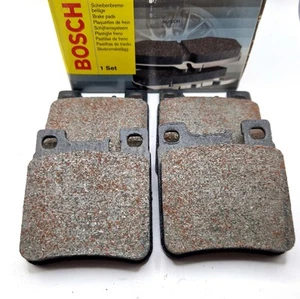 Bosch 0986460965 Scheibenbremsbeläge passt für Mercedes Benz Crysler Bremsklötz - Bild 1 von 4