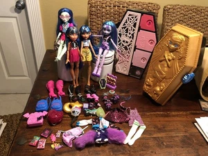Paquete de 4 muñecas Monster High más ☼ lote de accesorios - Imagen 1 de 14