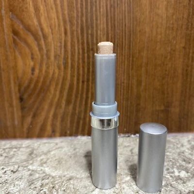 Le Club Des Créateurs De Beaute Agnes B. Ombré A Paupieres Rose Perle #232 - Image 1 of 4