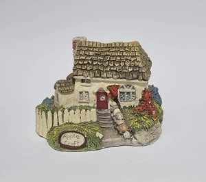 Memory Lane Cottages - Picture 1 of 5