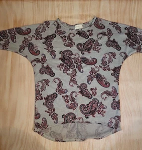 Bobbie Brooks tunic top L Gray Paisley dolman sleeve Polyester Blend New - Picture 1 of 7