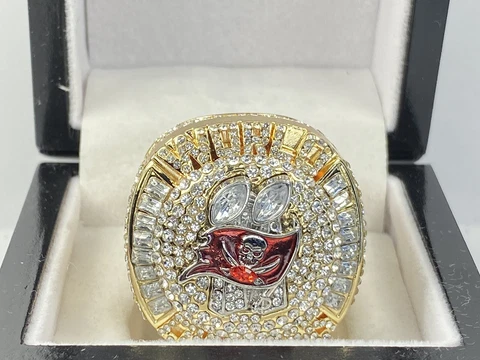 Tampa Bay Buccaneers Super Bowl Ring 2020 Collectors Championship Ring - Brady Cover