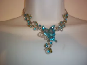 BETSEY JOHNSON ATEMBERAUBENDE BLAUE ANTIKE LOOK SCHMETTERLING BLUMENHALSKETTE, NEU - Bild 1 von 7