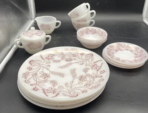 Vintage Federal Milk Glass BURGUNDY SPREE LOT OF 15 - Picture 1 of 15