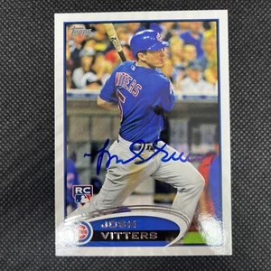 Tarjeta Topps 2012 firmada automática de Josh Vitters de los Chicago Cubs #US258 ~ Certificado de autenticidad - Imagen 1 de 3