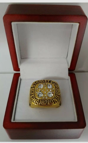 Wayne Gretzky - 1988 Edmonton Oilers Stanley Cup Ring With Wooden Display Box Cover
