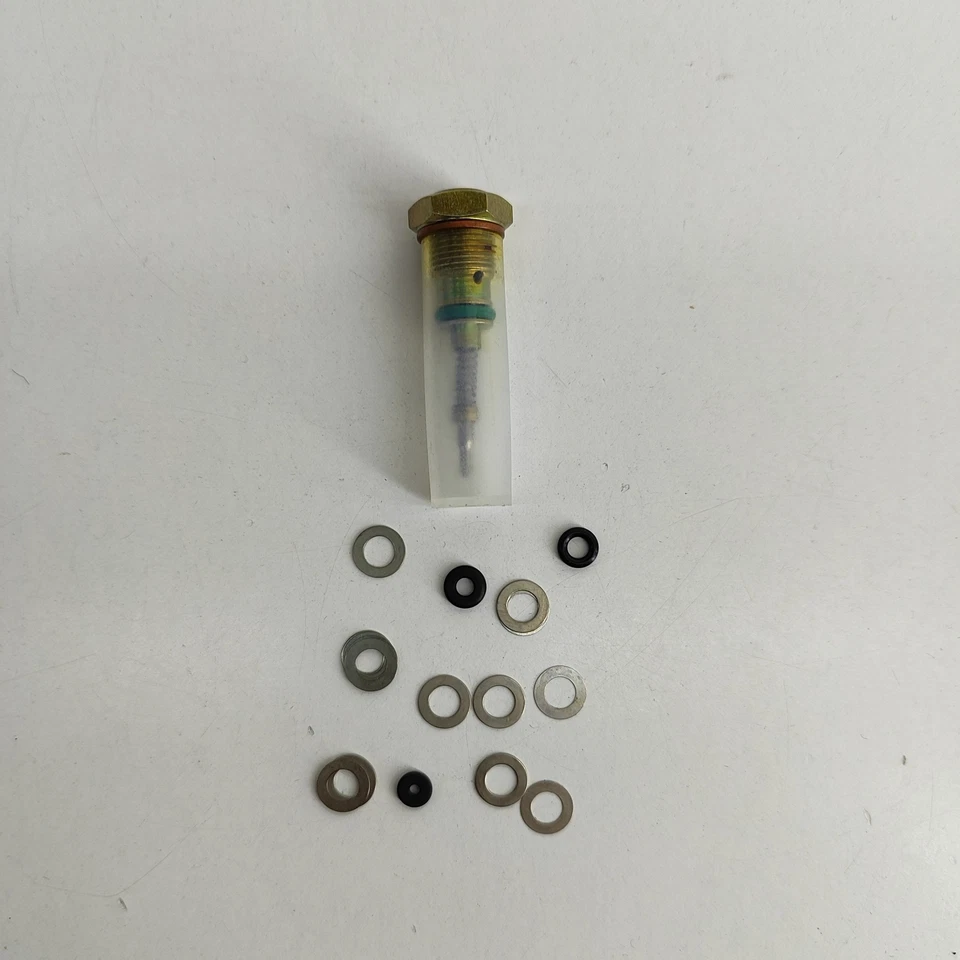 AUDI 200 Fuel Pressure Regulator 035198685 1989 NEW GENUINE - Image 1 of 4