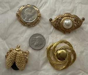 Lot of 4 Assorted Vintage Gold Toned Jewelry BROOCHES Brooch *22 - Picture 1 of 5