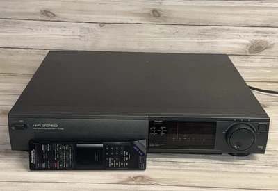 Panasonic Videoregistratore Vintage NV-F70 HQ Retrò + Telecomando Leggi bene - Immagine 1 di 4