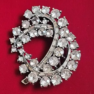 LARGE RHINESTONE AND ACRYLIC STONES BROOCH OR PENDANT SET IN SILVERED METAL - Picture 1 of 15