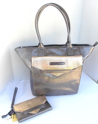 Disney Park Vintage Raro Reino Alta Costura Bolso Cartera Muñequera Conjunto Cuero Foto 1 de 4