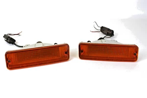 Nissan 300ZX Z31 NA 1985-86 Front Turn Signal Pair OEM AS IS *READ* w/Screws♻️ - Picture 1 of 7