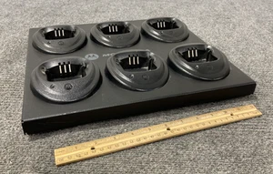 Motorola WPLN4171AR caricatore multiunità (solo unità) - Foto 1 di 3