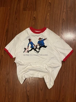 Camiseta Vintage Curious George Años 90 Naughty Monkey Firemen Doble Cara Timbre 2X Foto 1 de 4