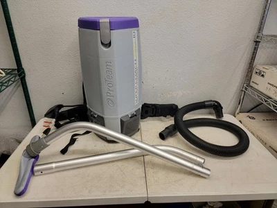 Super Coach Pro® 10, 10 qt. Mochila aspiradora con accesorios 1073110 Foto 1 de 4