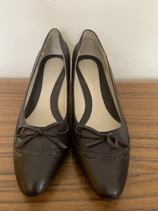 Laura Ashley Brown Court Shoe size 37/4 - Picture 1 of 6