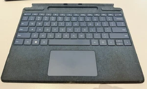 Teclado Microsoft Surface Pro Signature para Pro X, 8 y 9 Sapphire - Imagen 1 de 3