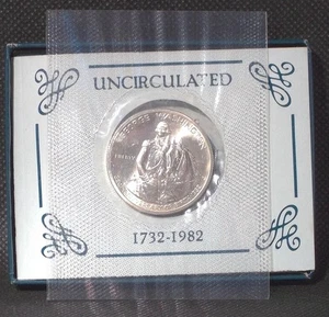 1982 D Unc George Washington Silver Half Dollar US Commemorative Box & COA #B - Picture 1 of 3