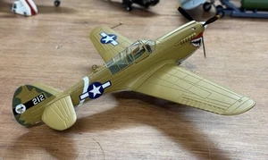 Franklin Mint 1/48 P40N Warhawk Sing Pao - Picture 1 of 20