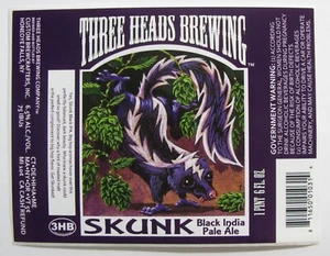 Etiqueta de cerveza Three Heads by Custom Brewcrafters SKUNK etiqueta NY 22 OZ PEGATINA - Imagen 1 de 1