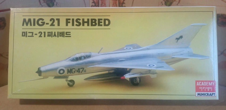 Academy Mig-21 Fishbed 1-72 Serie Collezione - Immagine 1 di 1