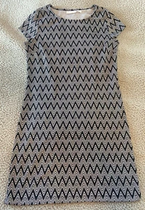 New York & Company Black White Short Sleeve Stretch Knee Length Dress Size S - Picture 1 of 9