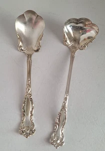 (2) William Rogers & Son Silverplate Gravy Sauce Ladles Antique Ornate - Picture 1 of 13