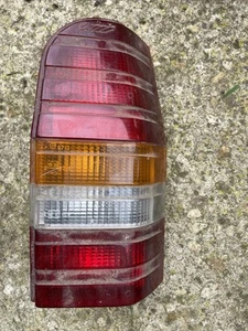 AUSTIN ROVER MONTEGO ESTATE REAR LIGHT DRIVERS SIDE O/S LAMP ASSEMBLY USED. - Picture 1 of 4