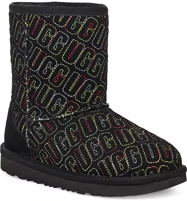 New UGG Kids' Classic II Graphic Stitch Short Boot ( Little Kid & Big Kid) Black - Image 1 of 4