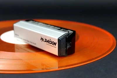 McDAISON - SPAZZOLA DOPPIA FIBRA DI CARBONIO & VELLUTO pulizia dischi vinile LP - Immagine 1 di 4