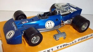 Politoys scala 1/24 - FX1 Tyrrell Ford F1 auto #11 - Foto 1 di 2