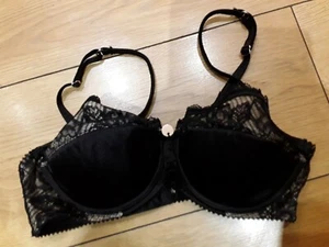 Karen Millen Black Silk Lacey Balcony Bra 32D In Vgc - Picture 1 of 1