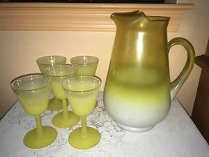 vintage retro yellow frosted multi-colored pitcher w/ 5 stem matching glasses - Photo 1/5