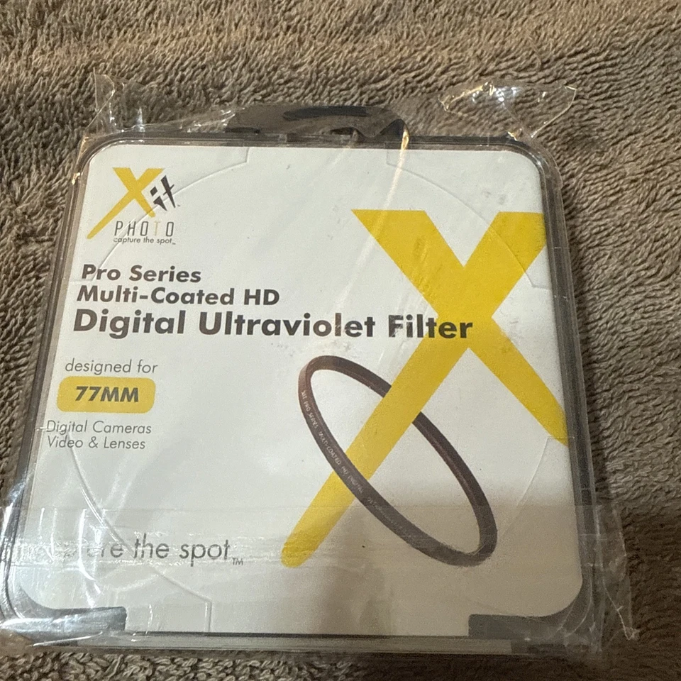 XIT XT77UV 77 Camera Lens Sky and UV Filters