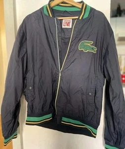 Lacoste Live Bomberjacke Big Croco 52/L Neuzustand. LP 229€ - Bild 1 von 4