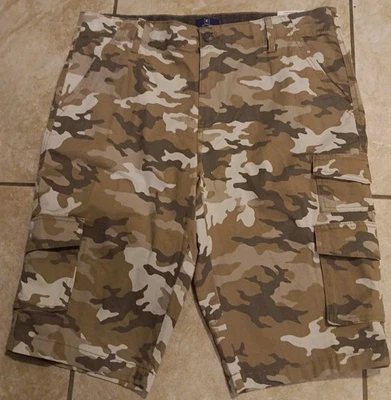 Men's George  desert camo messenger shorts size 38/14 - Image 1 of 4