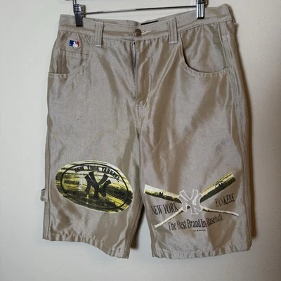 Vintage Rare MLB New York Yankees Khaki Shorts WWS XL Men’s  Baseball Unique — 第 1/4 张图片