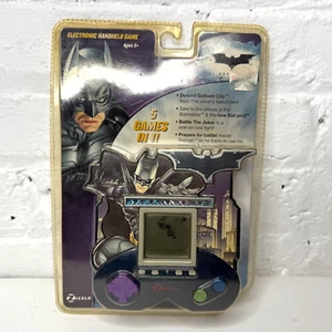 The Dark Knight Batman Electronic Handheld 5 In 1 Game Toy 2008 By Zizzle LCD - Picture 1 of 2