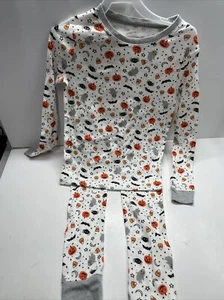 Kids Girls Stars, Moon, Pumpkin, spiders Candy Halloween Pajamas Set Size 10 NWT - Picture 1 of 11