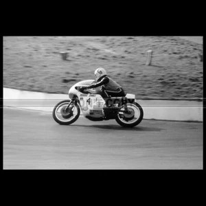 Photo M.001126 GARY NIXON 750 TRIUMPH 1971 MALLORY PARK - Picture 1 of 1