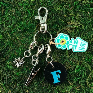 HOTI Hemp Black Blue Cork Initial Letter Leaf Roach Clip Charm Keychain NWT - Picture 1 of 9
